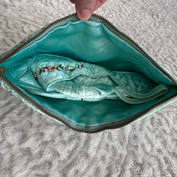 ✨EUC✨VTG✨BLUE BOUDOIR SET Embroidered Slippers Matching Pouch JAPAN size 6-7.5 - Picture 7 of 12